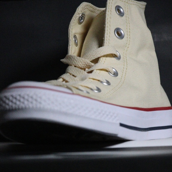 converse classic cream
